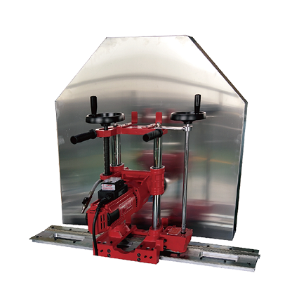 夏季操作墻壁切割機(jī)需要注意事項(xiàng)！